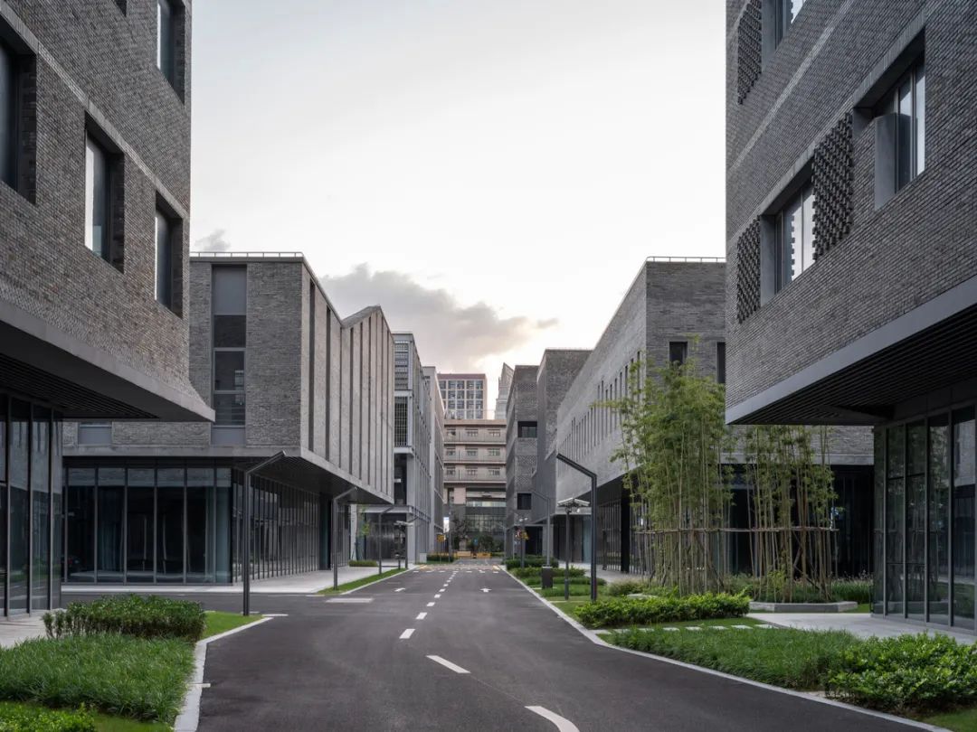16680699296507079sbA.jpg 張永和|拒絕意義,建筑的能指既所指31.jpg