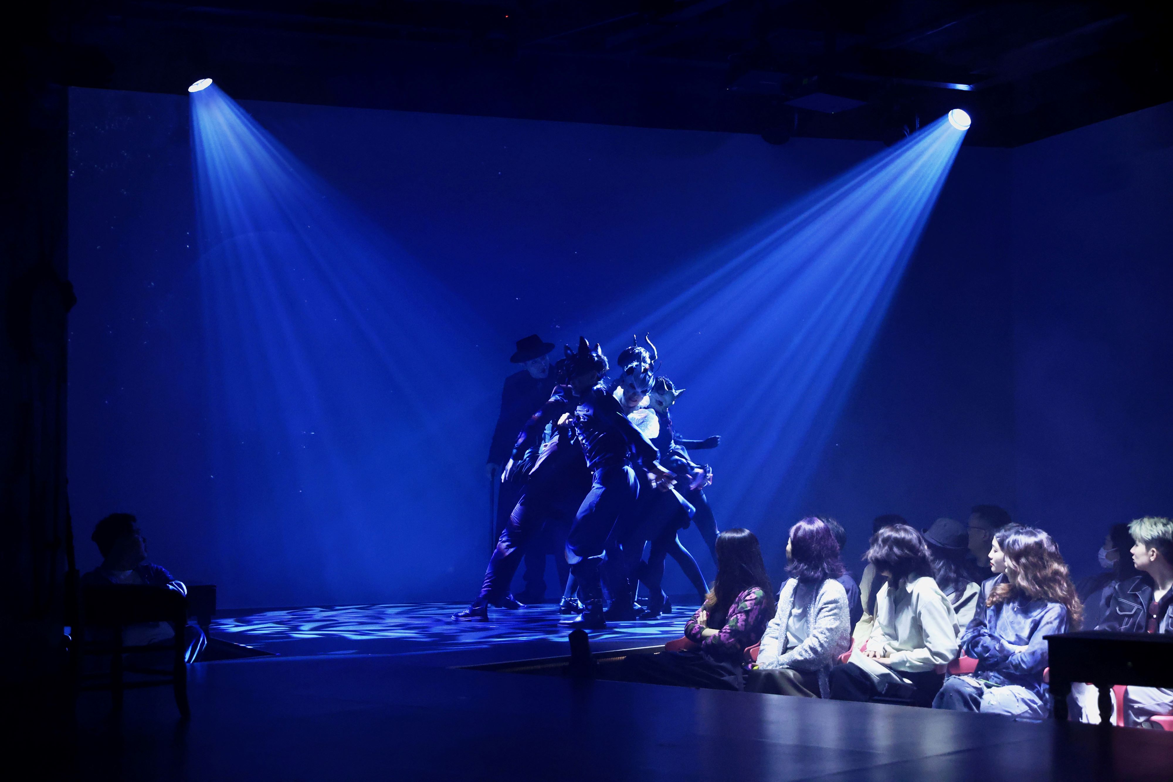 17496145807629449NXG.jpg 首期劇目,Premiere Production ?唯因萬境.jpg