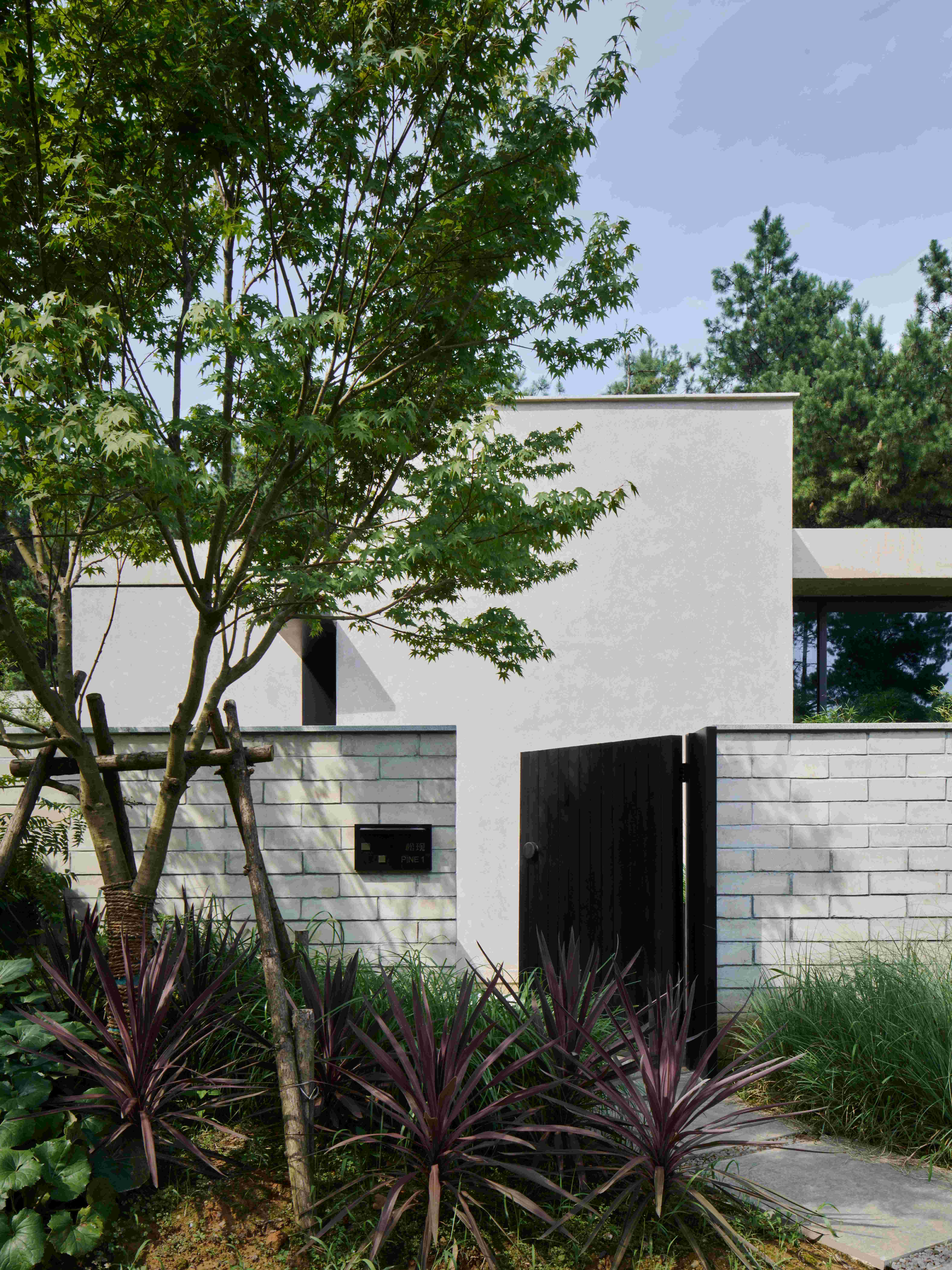1749791585729578j6hM.jpg 28 Anadu Pine Villa?Seth Powers.jpg