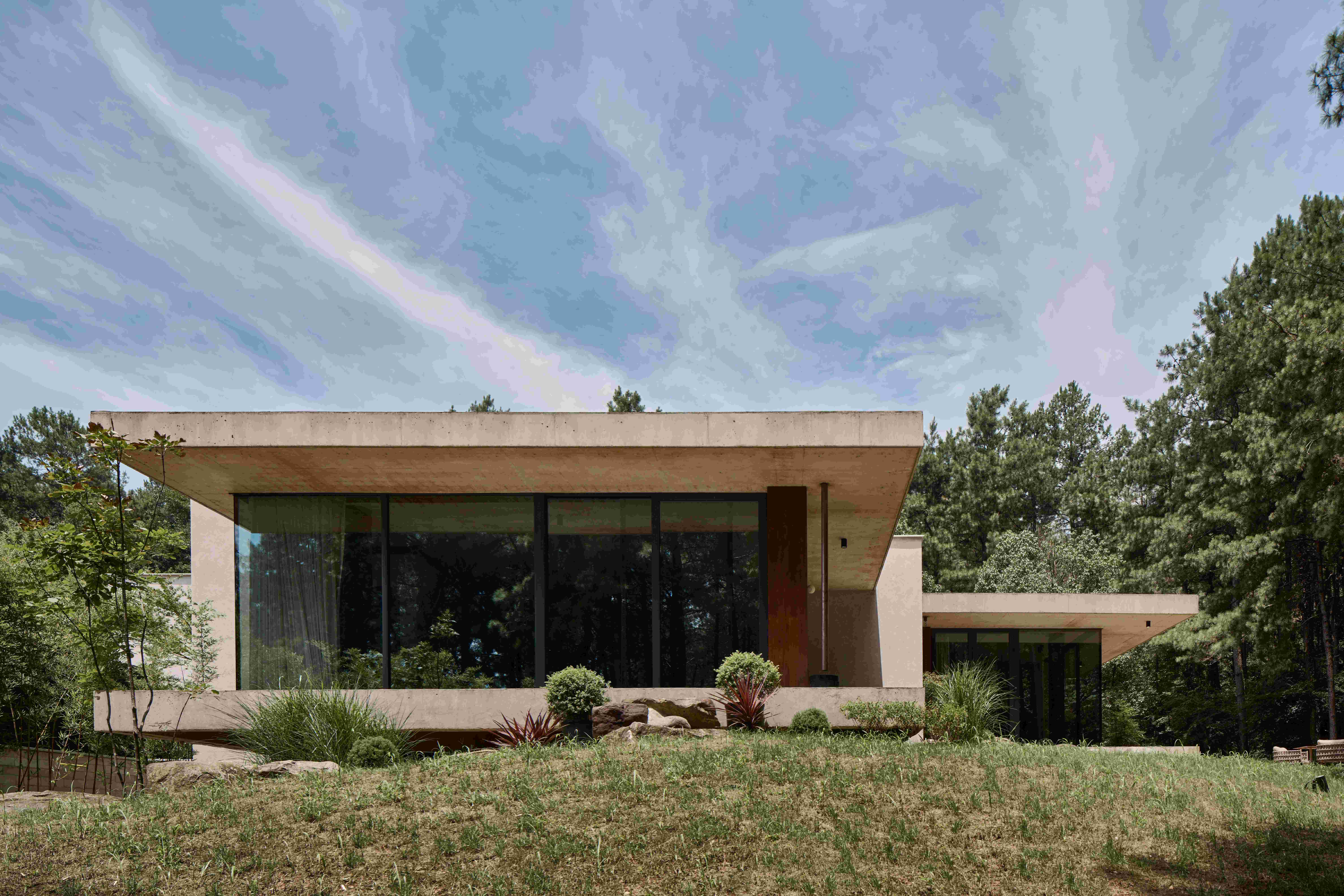1749791737519561DwhV.jpg 33Anadu Pine Villa?Seth Powers.jpg