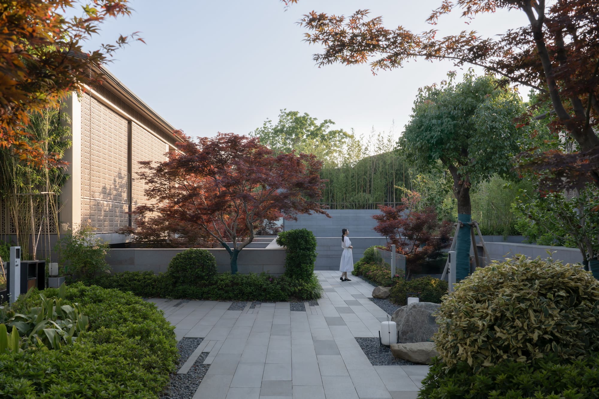 【16】多層次景觀由遠及近展開 ?此間建筑攝影.jpg